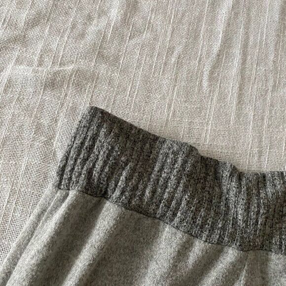 Vince Camuto Grey Cozy High Waist Casual Pants SZ M - Picture 8 of 8